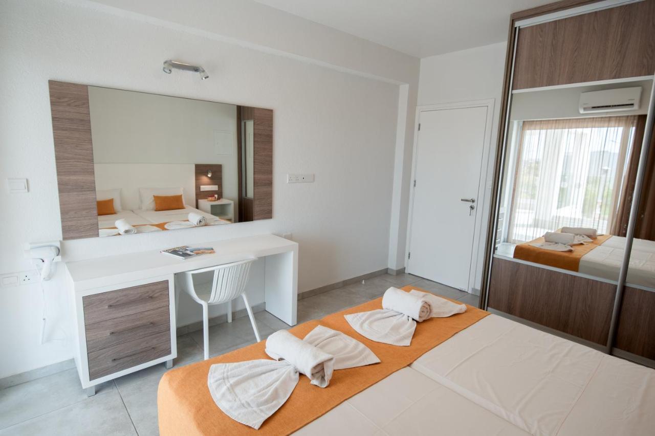 La Casa Di Napa Apartments Ayia Napa Esterno foto
